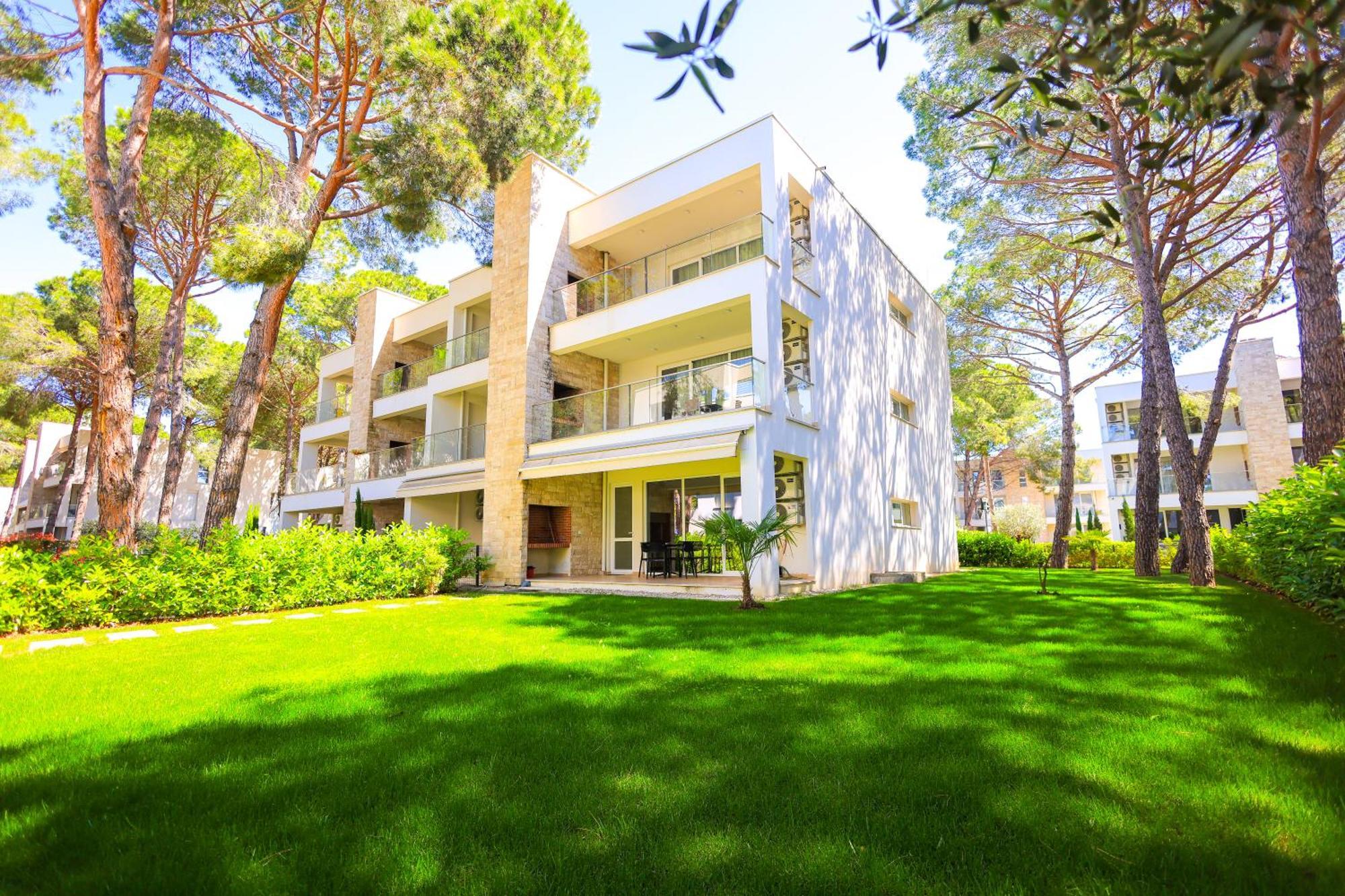 Sanpietro Vacation Apartments Durrës Zewnętrze zdjęcie