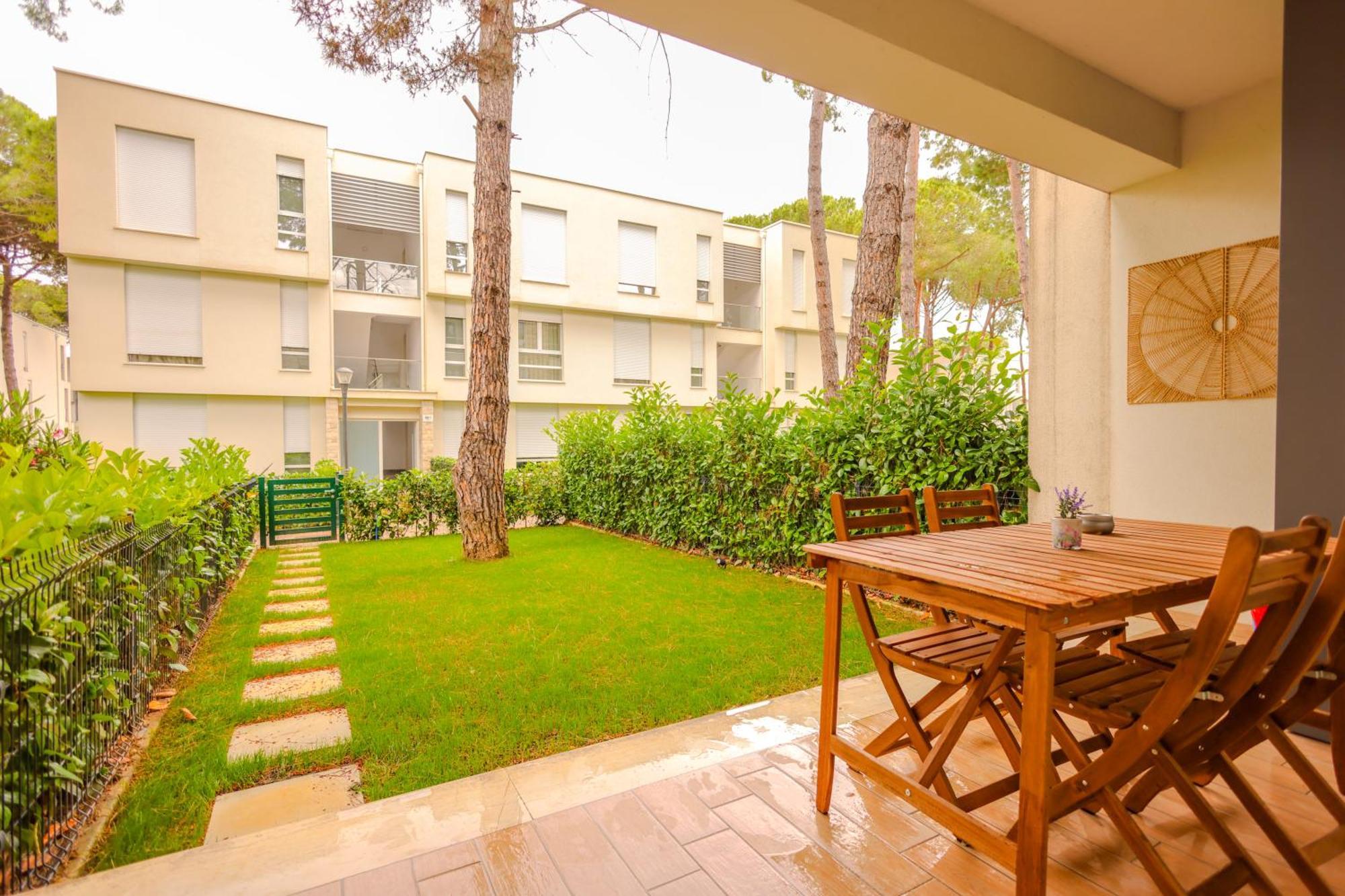 Sanpietro Vacation Apartments Durrës Zewnętrze zdjęcie